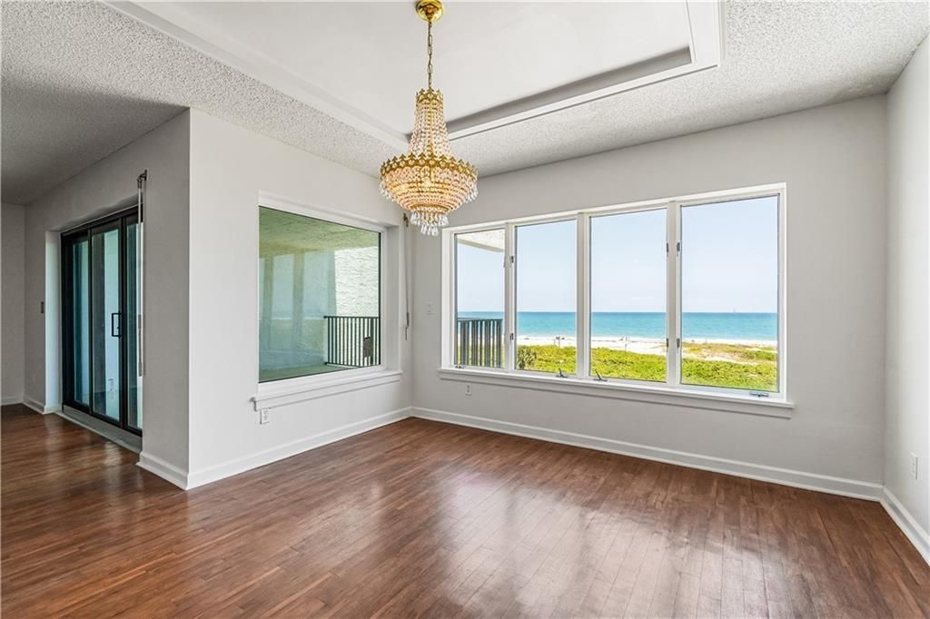 Activo con contrato: $849,000 (2 camas, 2 baños, 1370 Pies cuadrados)