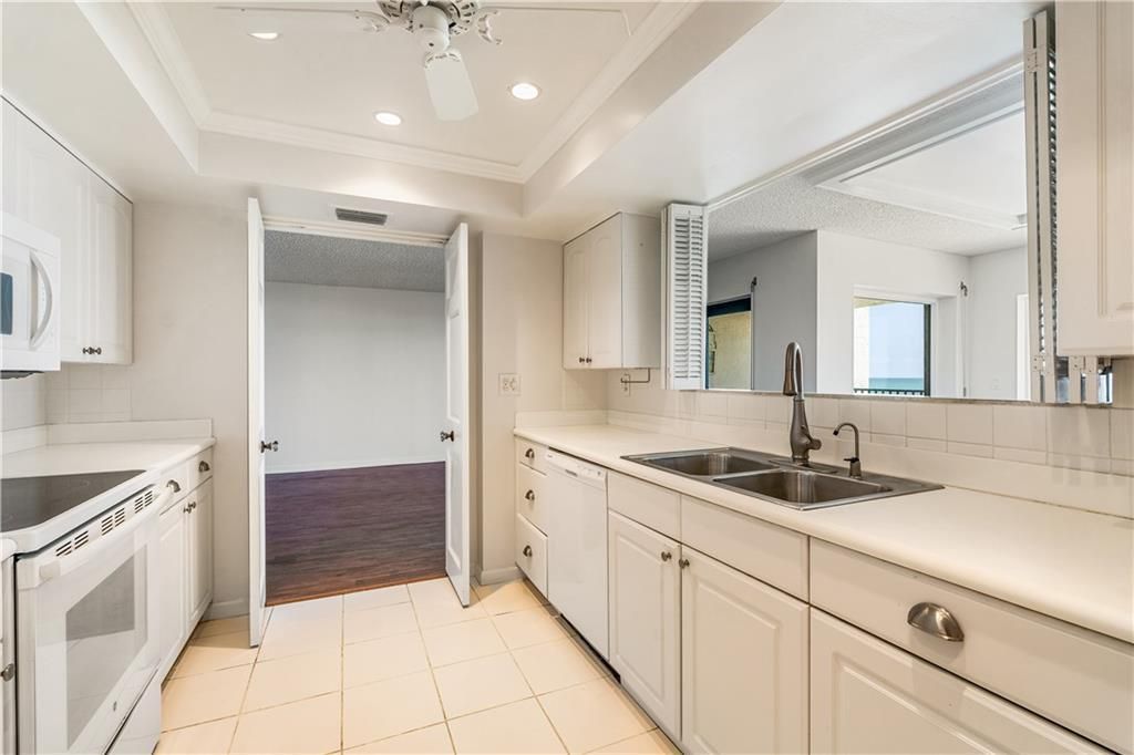 Activo con contrato: $849,000 (2 camas, 2 baños, 1370 Pies cuadrados)