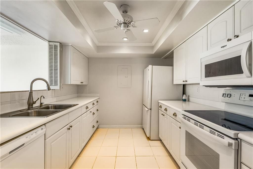 Activo con contrato: $849,000 (2 camas, 2 baños, 1370 Pies cuadrados)