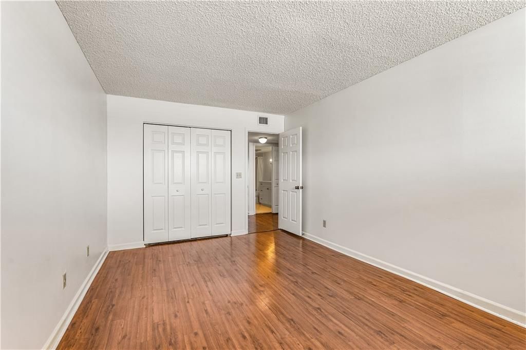 Activo con contrato: $849,000 (2 camas, 2 baños, 1370 Pies cuadrados)