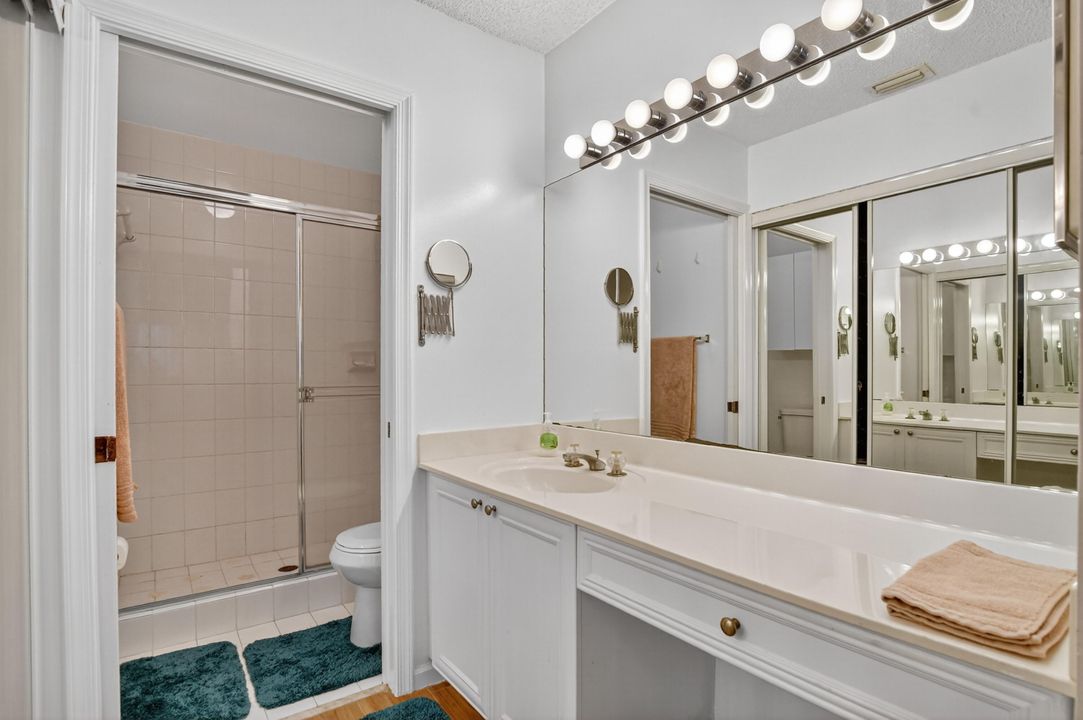 En Venta: $310,000 (2 camas, 2 baños, 1283 Pies cuadrados)