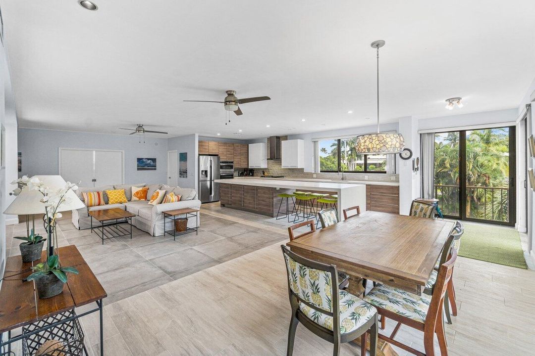 出租: $6,500 (3 贝兹, 3 浴室, 2382 平方英尺)