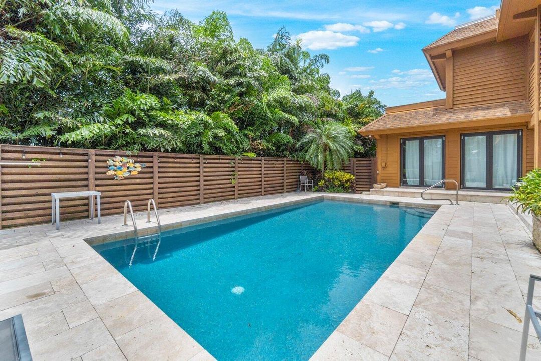 出租: $6,500 (3 贝兹, 3 浴室, 2382 平方英尺)