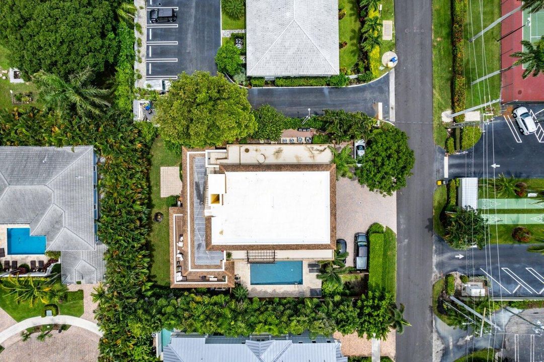 出租: $6,500 (3 贝兹, 3 浴室, 2382 平方英尺)