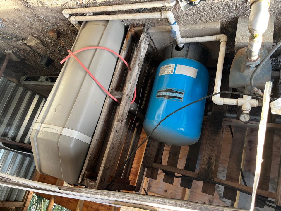 На продажу: $449,900 (3 спален, 2 ванн, 1303 Квадратных фут)