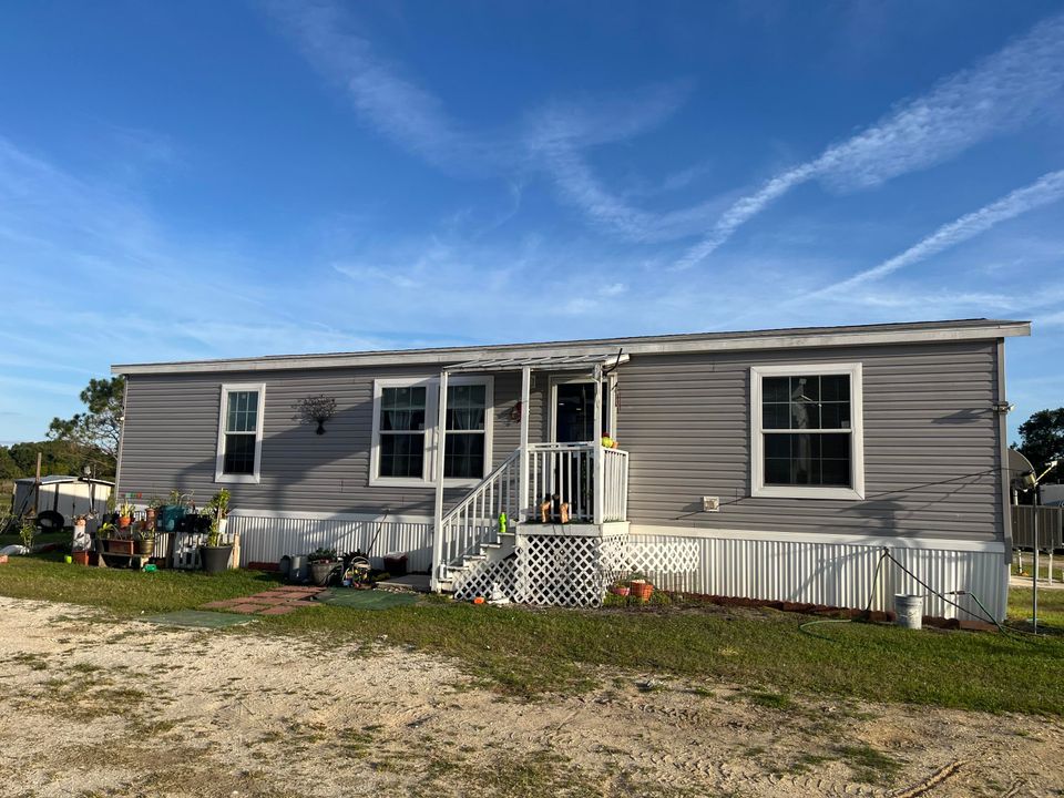 На продажу: $449,900 (3 спален, 2 ванн, 1303 Квадратных фут)