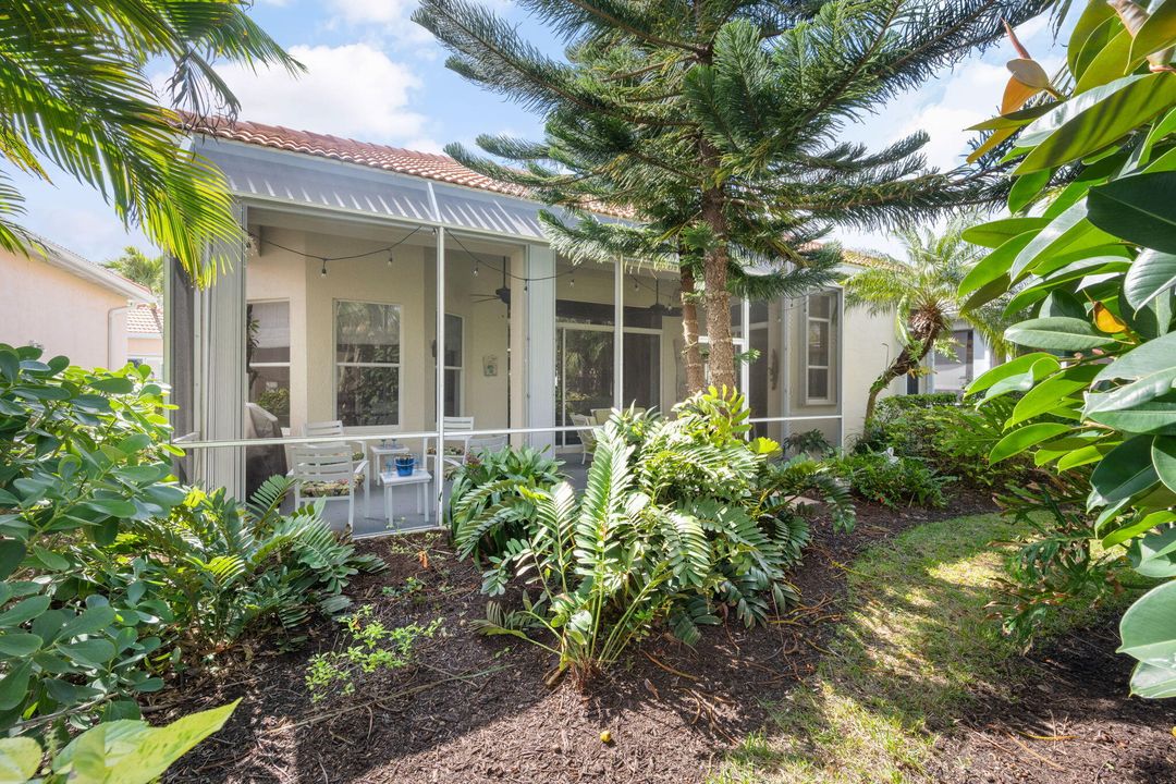 For Sale: $849,000 (3 beds, 2 baths, 2425 Square Feet)