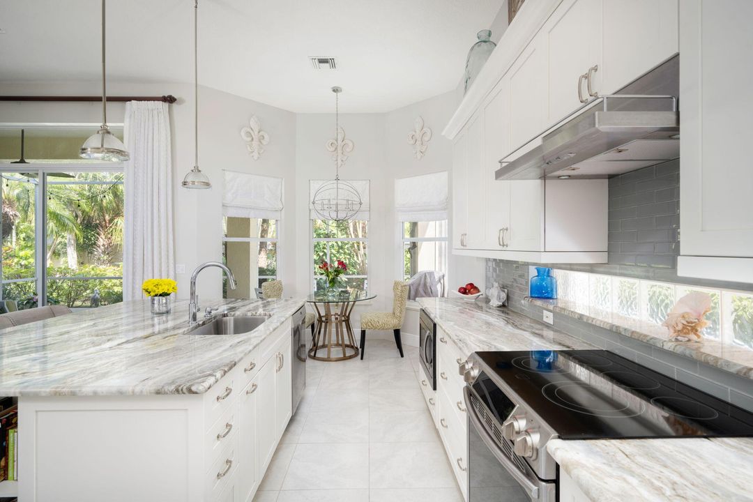 For Sale: $849,000 (3 beds, 2 baths, 2425 Square Feet)