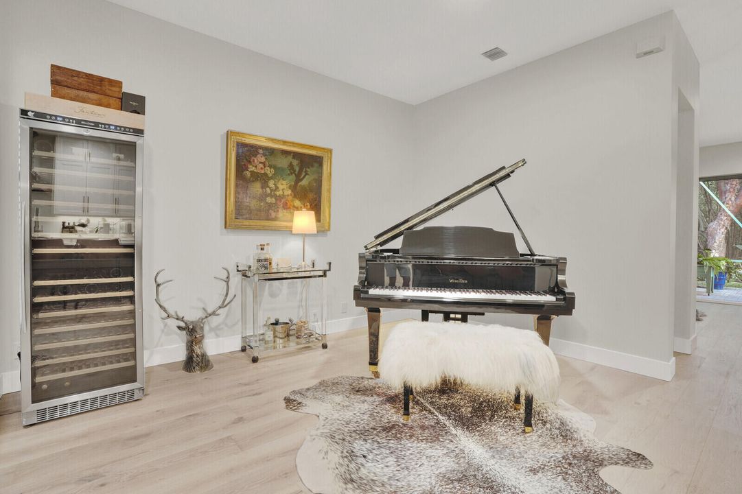 待售: $839,500 (3 贝兹, 2 浴室, 2200 平方英尺)