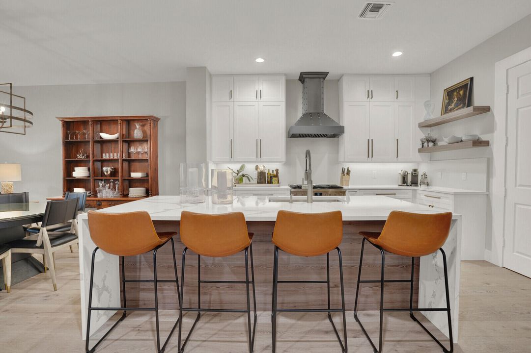 待售: $839,500 (3 贝兹, 2 浴室, 2200 平方英尺)