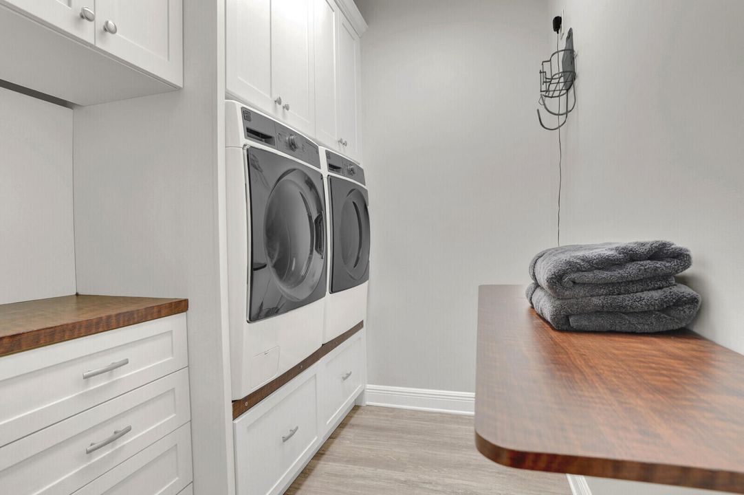 待售: $839,500 (3 贝兹, 2 浴室, 2200 平方英尺)