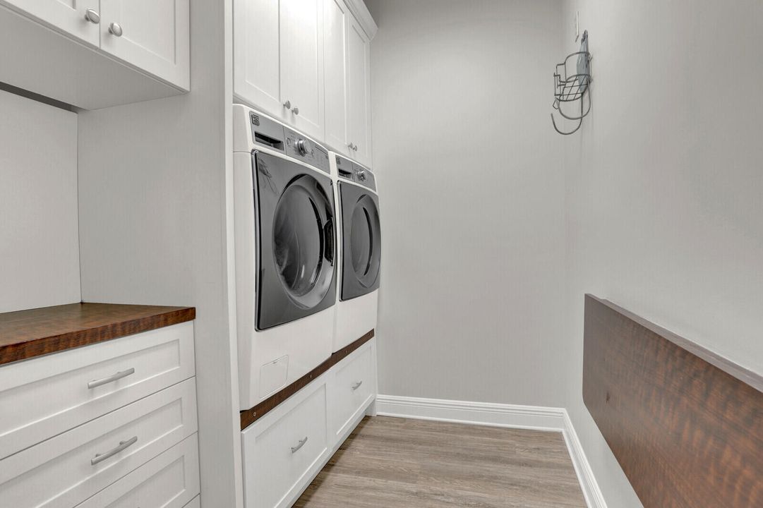 待售: $839,500 (3 贝兹, 2 浴室, 2200 平方英尺)