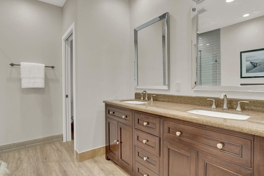 待售: $839,500 (3 贝兹, 2 浴室, 2200 平方英尺)