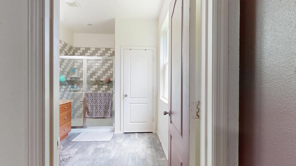 待售: $339,900 (4 贝兹, 2 浴室, 1957 平方英尺)