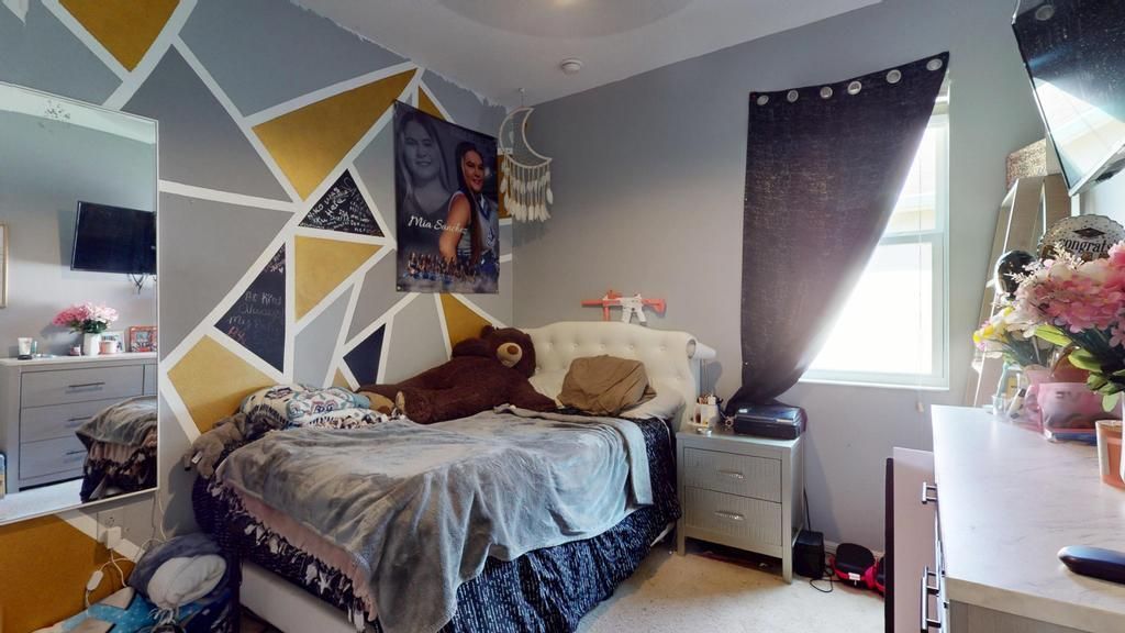 待售: $339,900 (4 贝兹, 2 浴室, 1957 平方英尺)