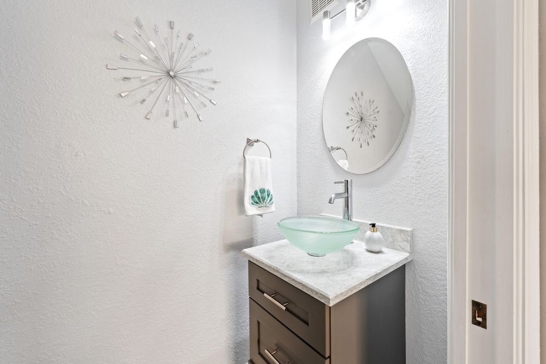 合同活跃: $329,000 (3 贝兹, 2 浴室, 1481 平方英尺)