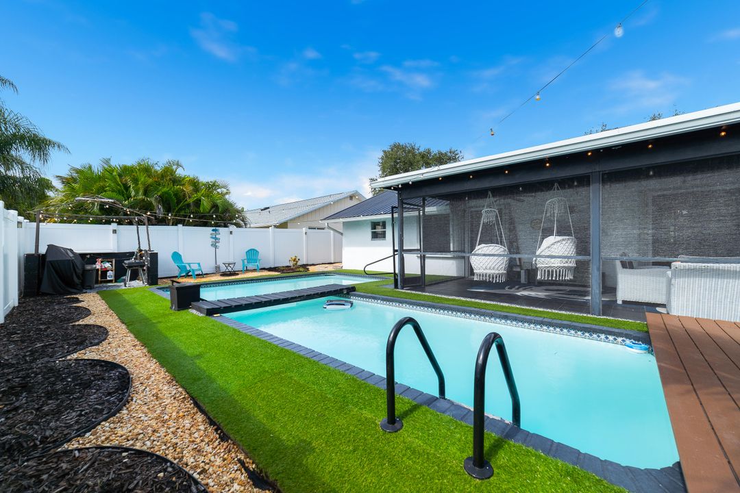 Active With Contract: $599,000 (4 beds, 3 baths, 1705 Square Feet)