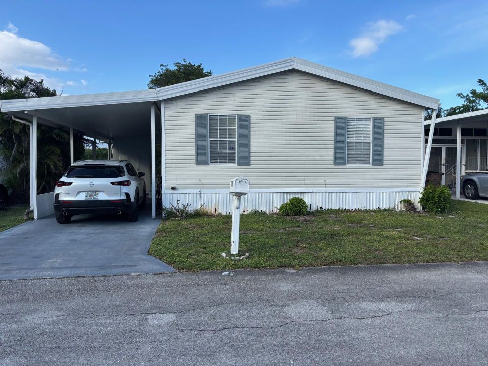 For Sale: $89,000 (2 beds, 2 baths, 1420 Square Feet)