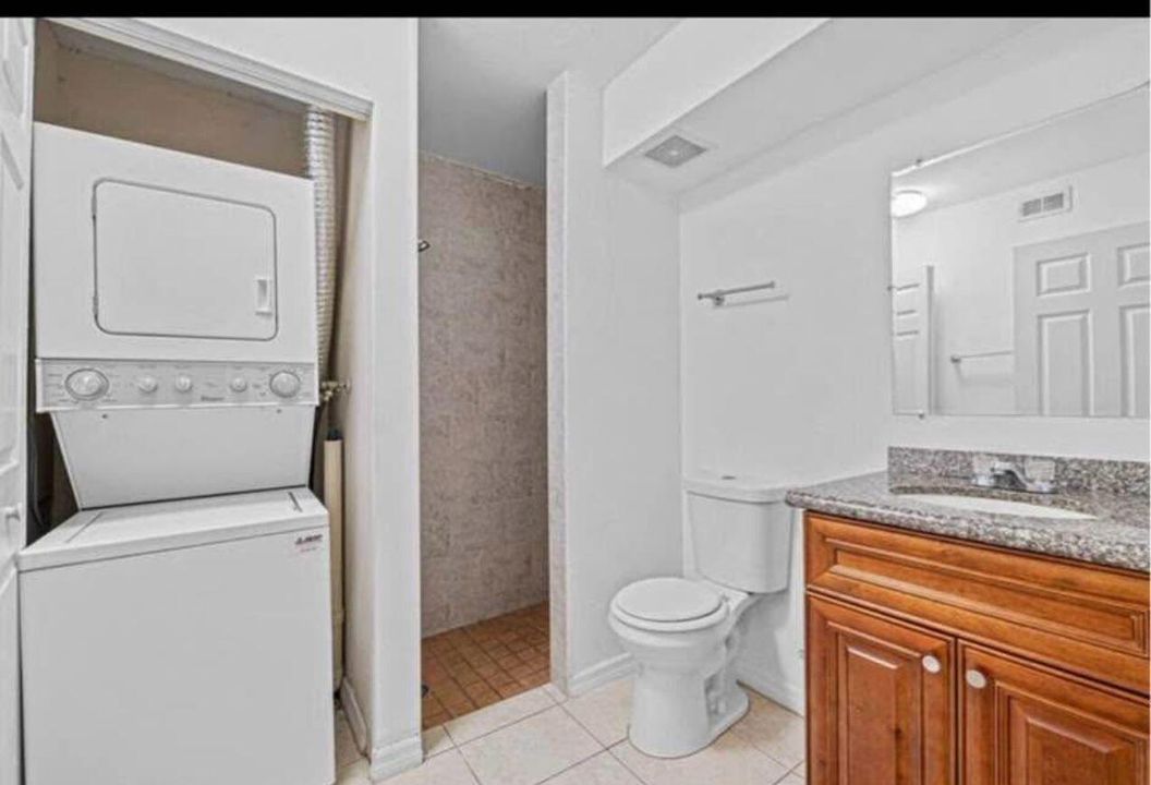 出租: $2,900 (3 贝兹, 2 浴室, 1279 平方英尺)