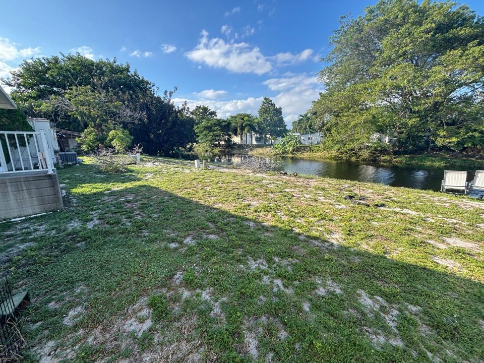 For Sale: $89,000 (2 beds, 2 baths, 1420 Square Feet)