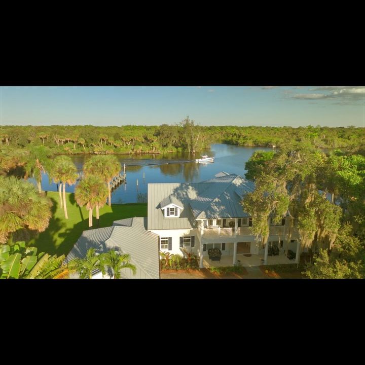 En Venta: $3,995,000 (5 camas, 4 baños, 3947 Pies cuadrados)