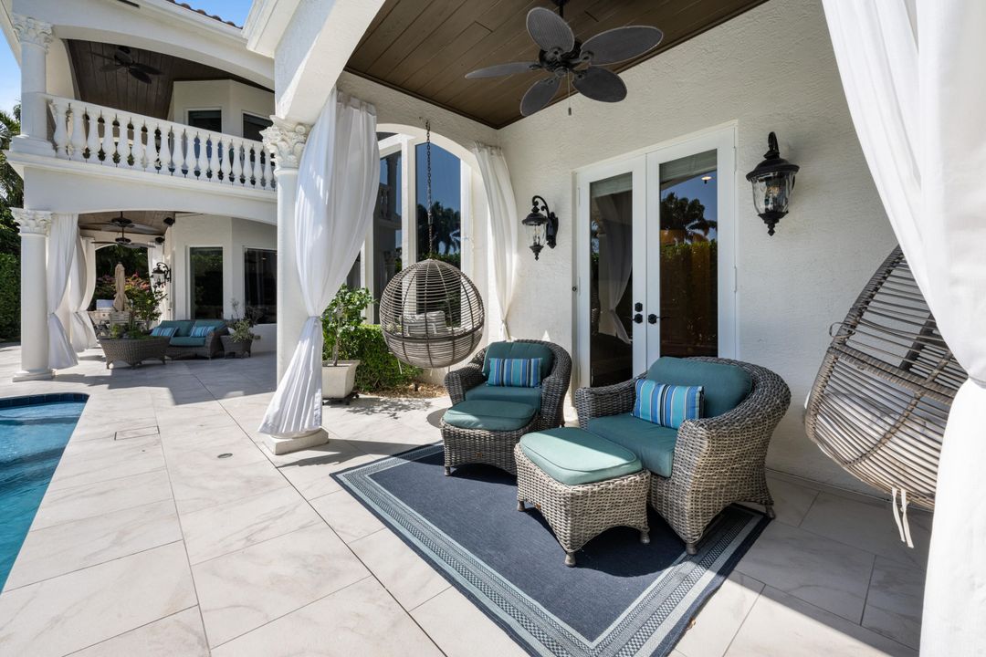 For Sale: $4,599,000 (6 beds, 6 baths, 4827 Square Feet)