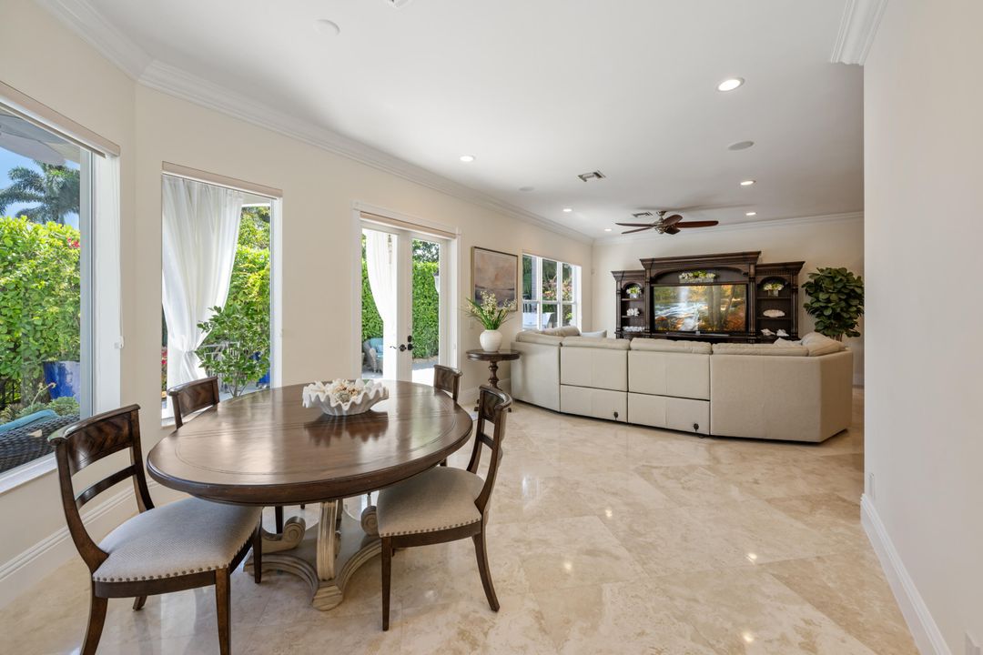 For Sale: $4,599,000 (6 beds, 6 baths, 4827 Square Feet)