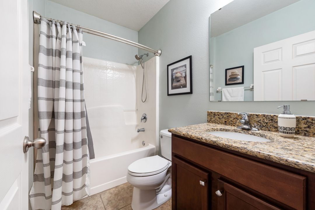 For Sale: $450,000 (4 beds, 2 baths, 1883 Square Feet)