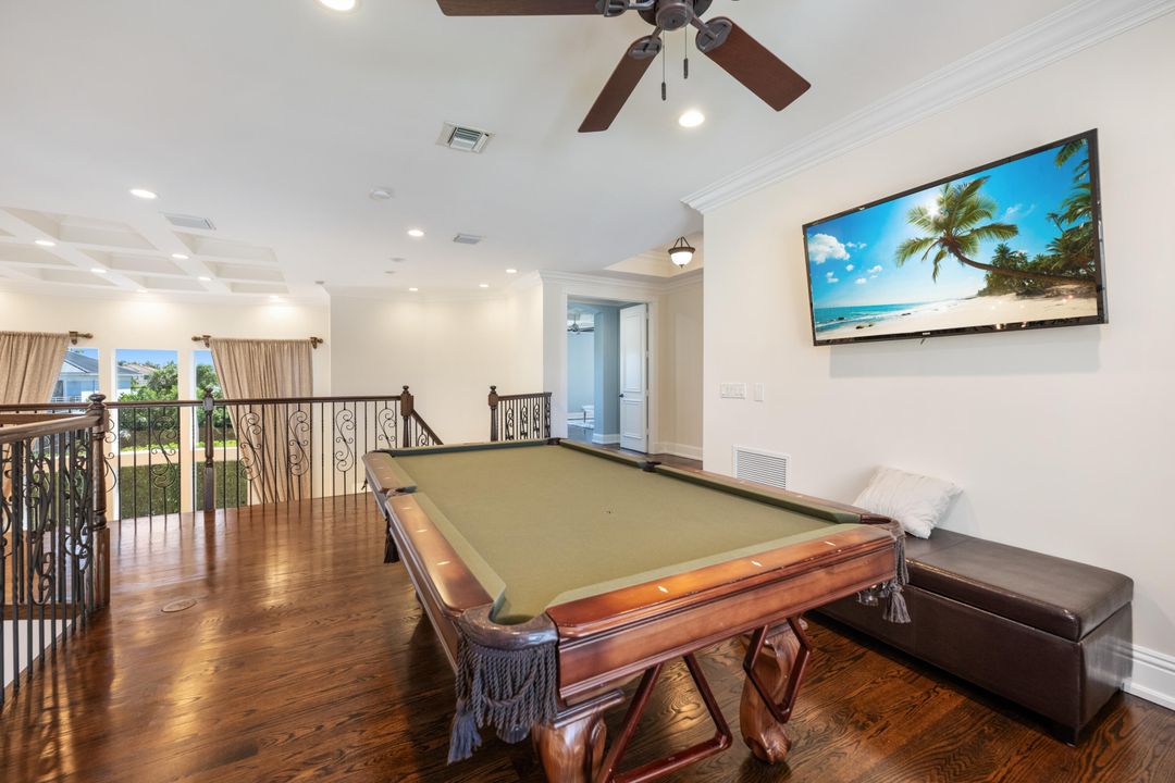 For Sale: $4,599,000 (6 beds, 6 baths, 4827 Square Feet)