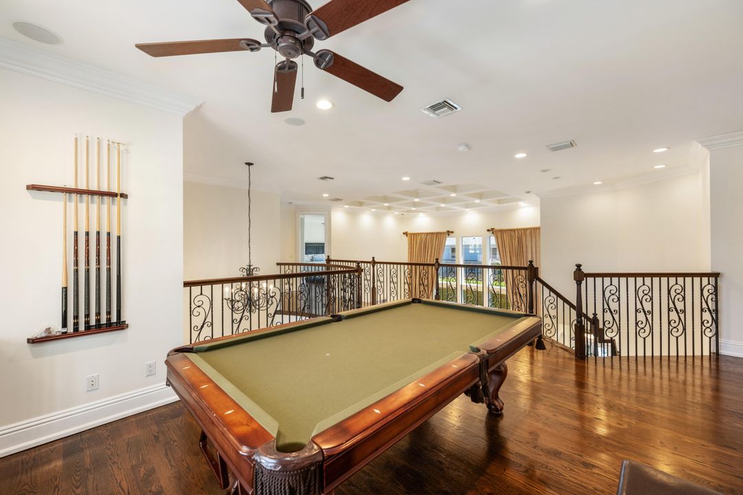 For Sale: $4,599,000 (6 beds, 6 baths, 4827 Square Feet)