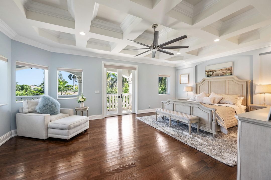 For Sale: $4,599,000 (6 beds, 6 baths, 4827 Square Feet)