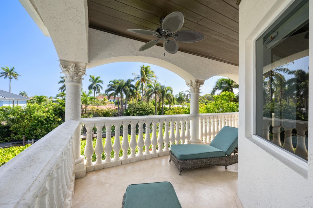 For Sale: $4,599,000 (6 beds, 6 baths, 4827 Square Feet)