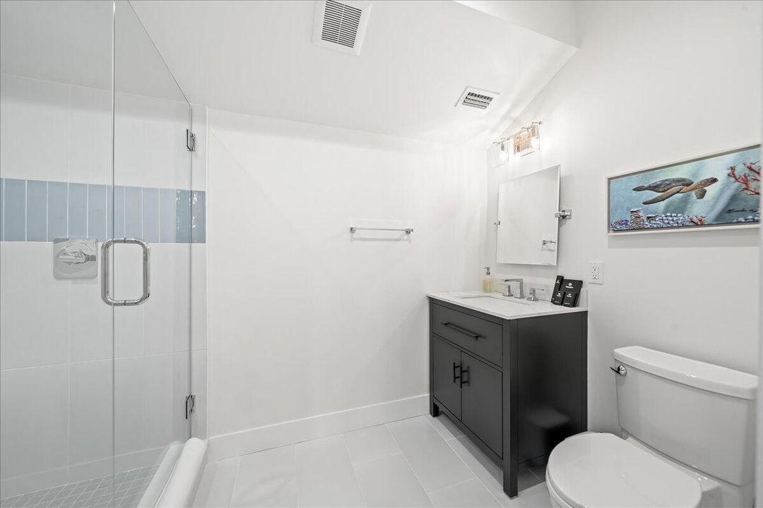 待售: $5,200,000 (8 贝兹, 6 浴室, 5452 平方英尺)