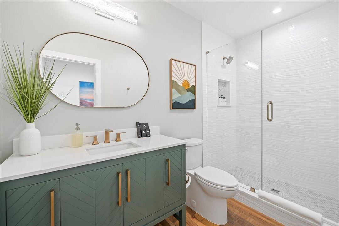 待售: $5,200,000 (8 贝兹, 6 浴室, 5452 平方英尺)