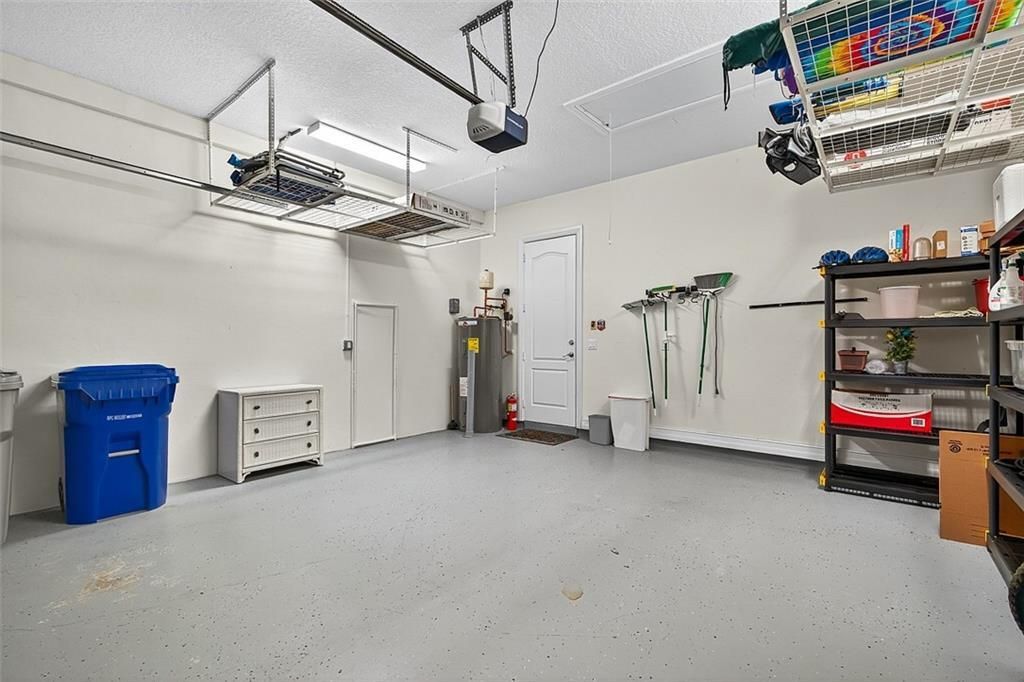 На продажу: $550,000 (3 спален, 3 ванн, 2554 Квадратных фут)