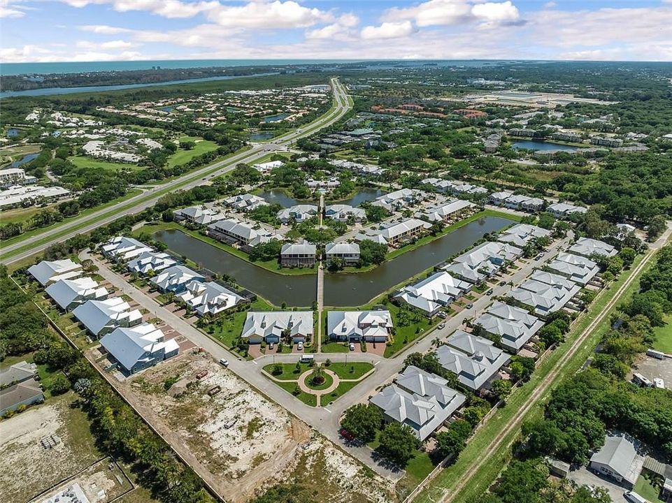 На продажу: $550,000 (3 спален, 3 ванн, 2554 Квадратных фут)