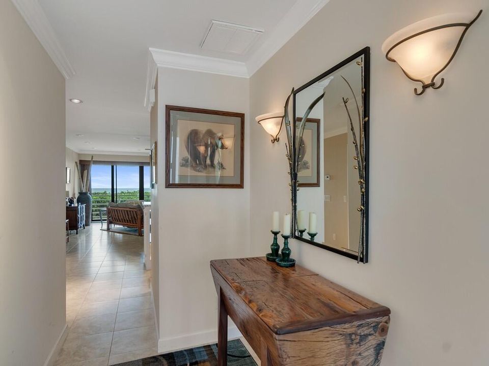 For Sale: $887,500 (2 beds, 2 baths, 1632 Square Feet)