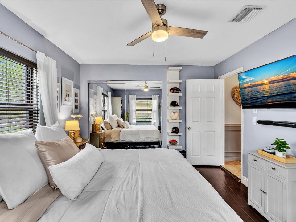 Activo con contrato: $799,000 (4 camas, 2 baños, 2743 Pies cuadrados)