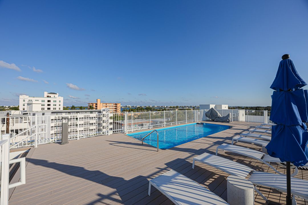 Active With Contract: $3,500 (2 beds, 2 baths, 1683 Square Feet)