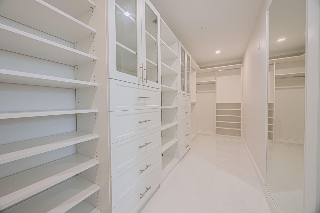 Active With Contract: $3,500 (2 beds, 2 baths, 1683 Square Feet)