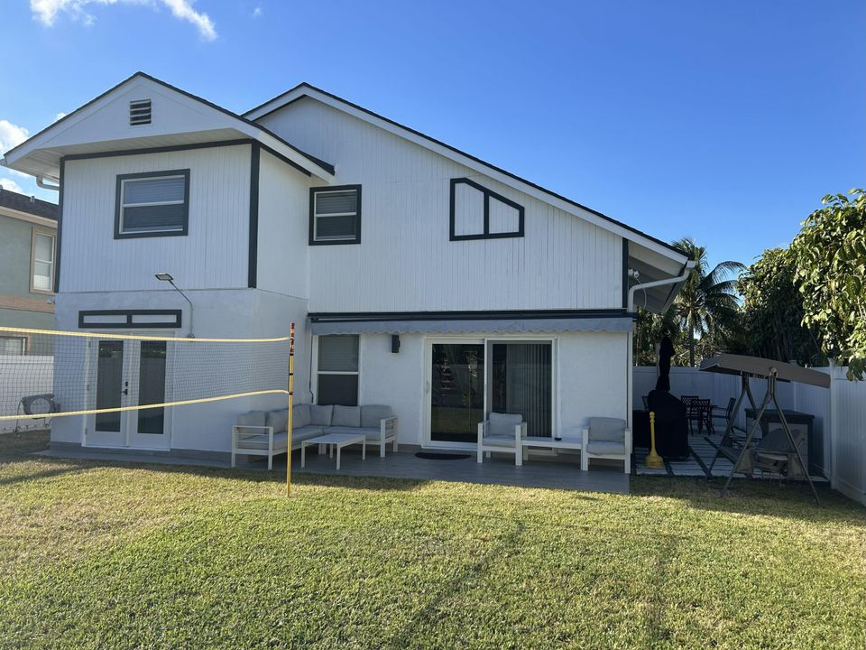 待售: $799,000 (3 贝兹, 2 浴室, 1655 平方英尺)