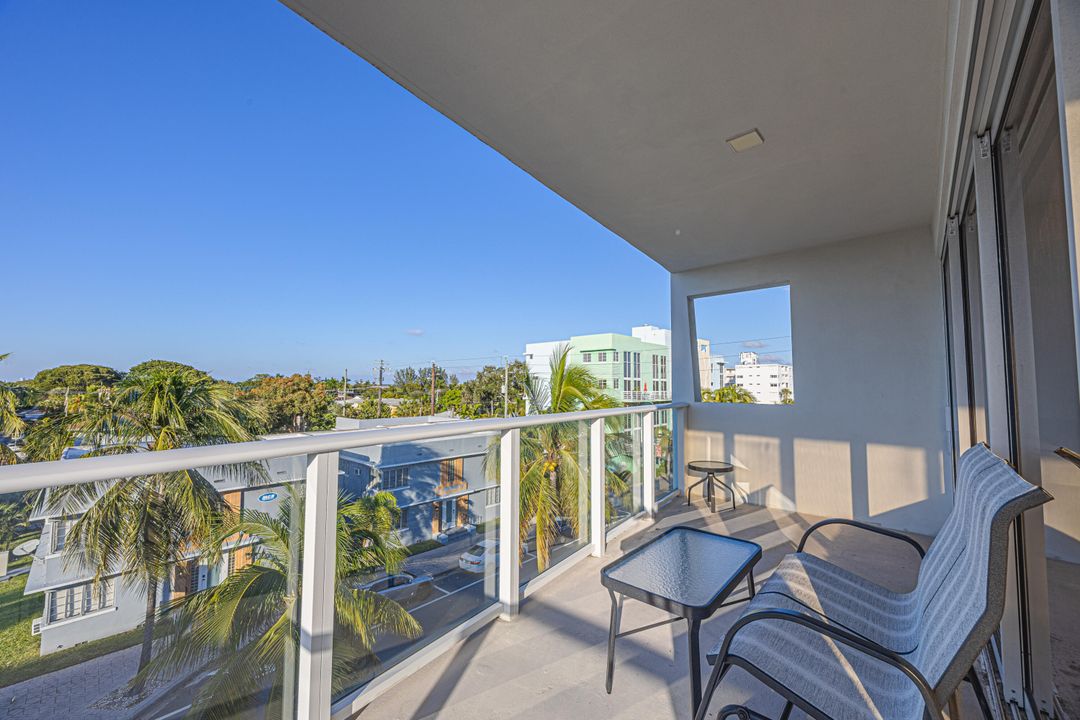 Active With Contract: $3,500 (2 beds, 2 baths, 1683 Square Feet)
