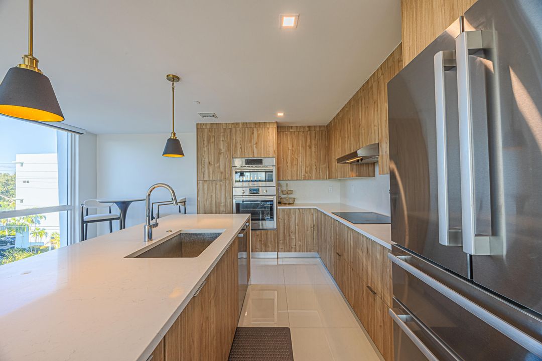 Active With Contract: $3,500 (2 beds, 2 baths, 1683 Square Feet)