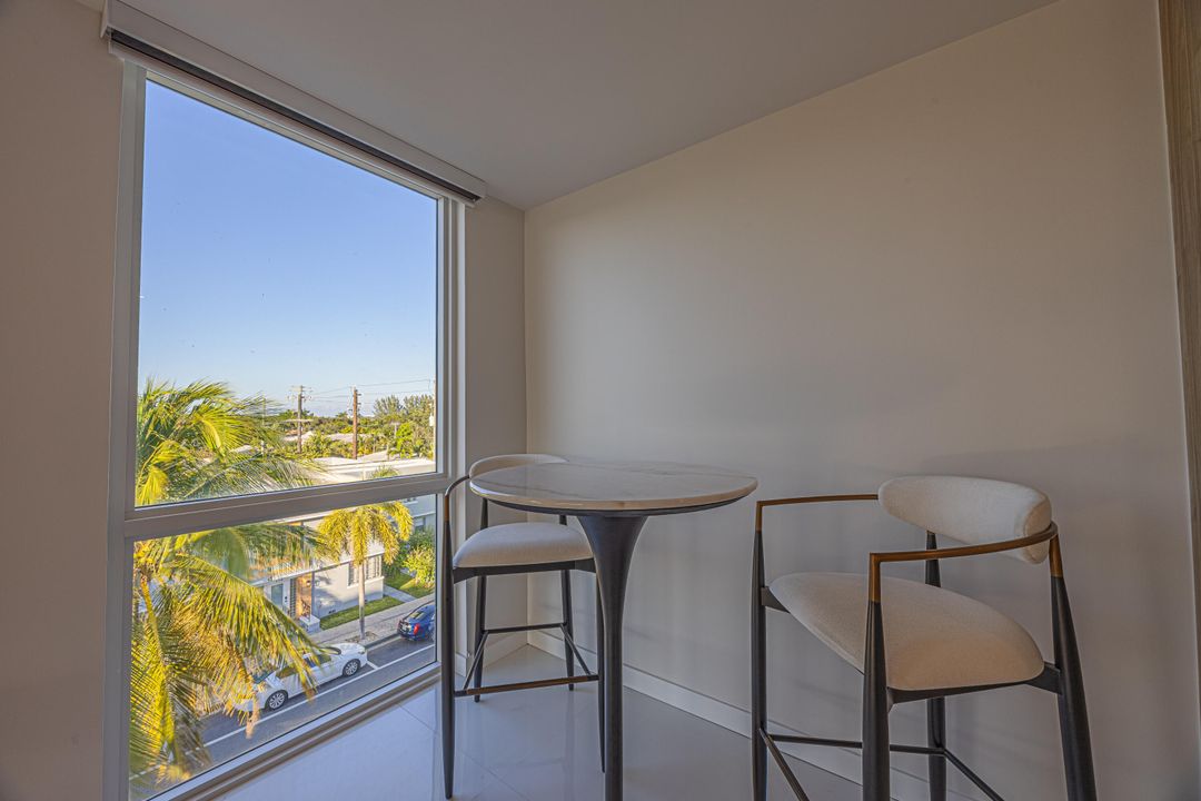 Active With Contract: $3,500 (2 beds, 2 baths, 1683 Square Feet)