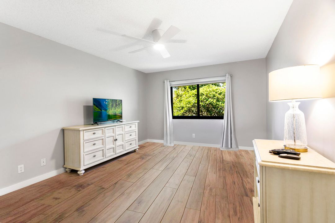 На продажу: $750,000 (3 спален, 2 ванн, 1818 Квадратных фут)