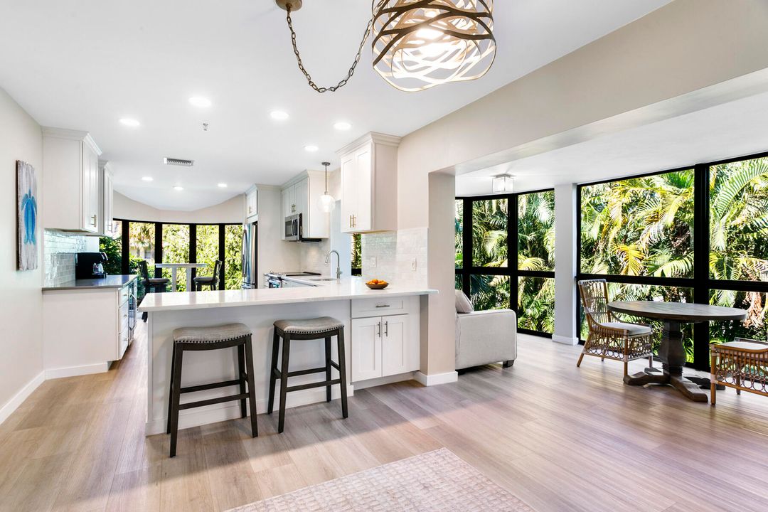 На продажу: $750,000 (3 спален, 2 ванн, 1818 Квадратных фут)