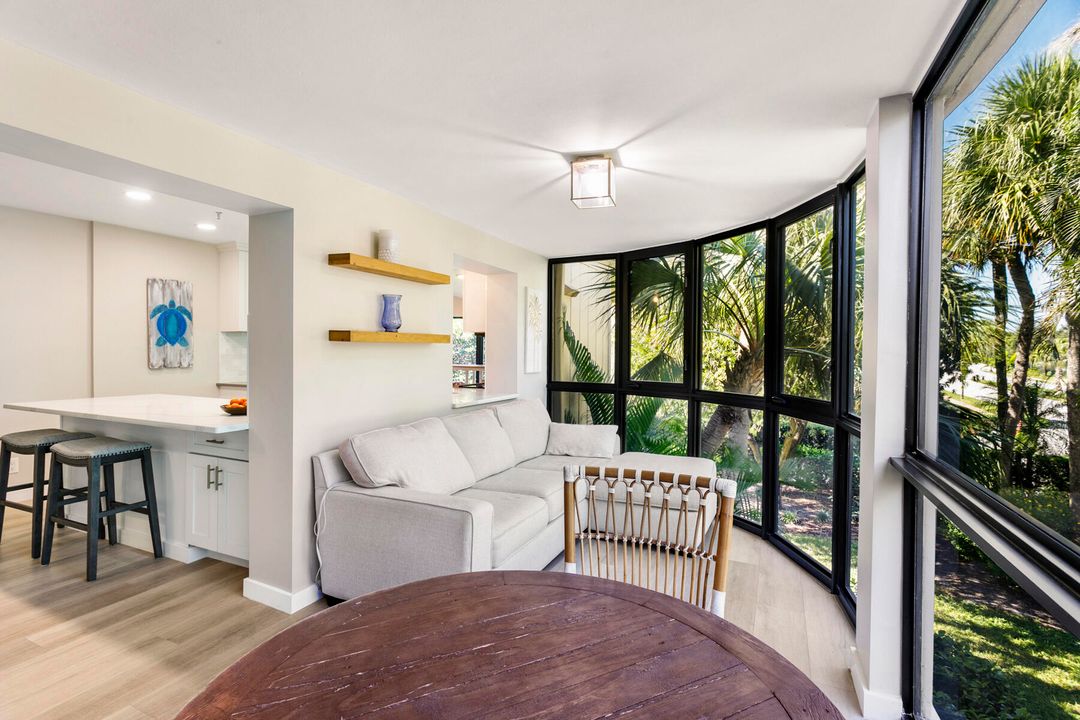 На продажу: $750,000 (3 спален, 2 ванн, 1818 Квадратных фут)