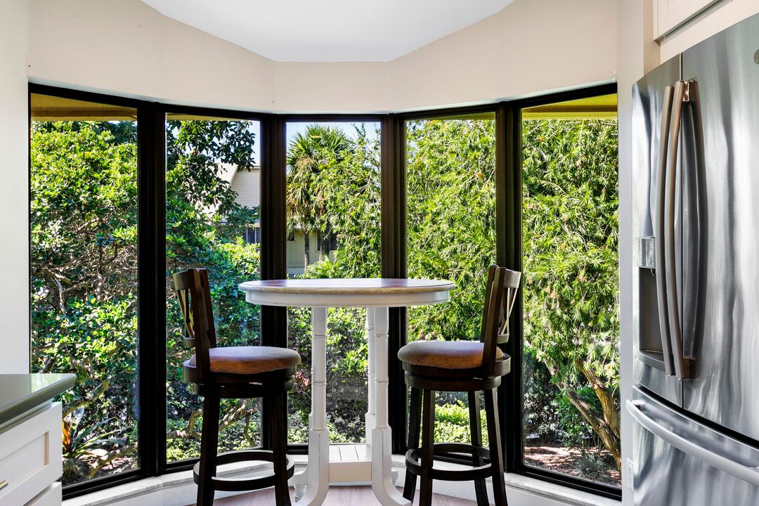 На продажу: $750,000 (3 спален, 2 ванн, 1818 Квадратных фут)