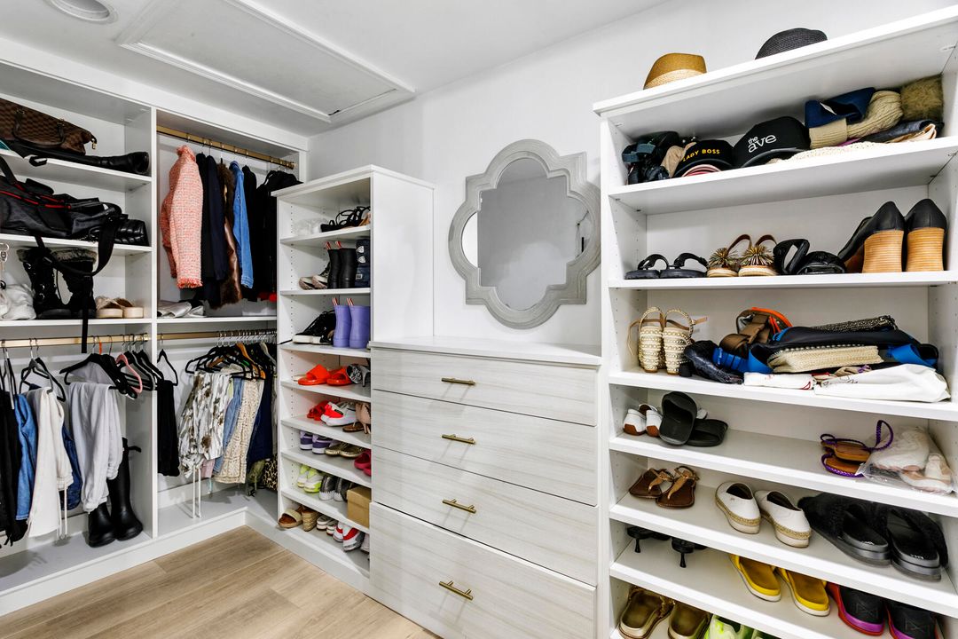 На продажу: $750,000 (3 спален, 2 ванн, 1818 Квадратных фут)