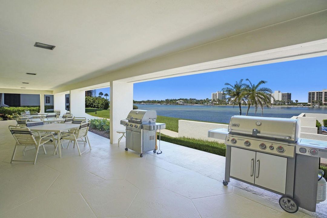 En Venta: $779,000 (3 camas, 3 baños, 1848 Pies cuadrados)